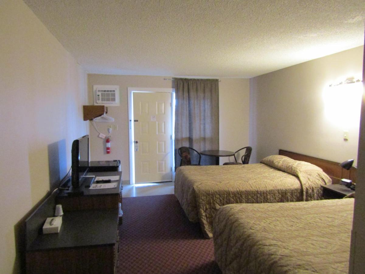 Airways Motel Cold Lake Ngoại thất bức ảnh