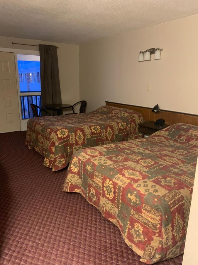 Airways Motel Cold Lake Ngoại thất bức ảnh